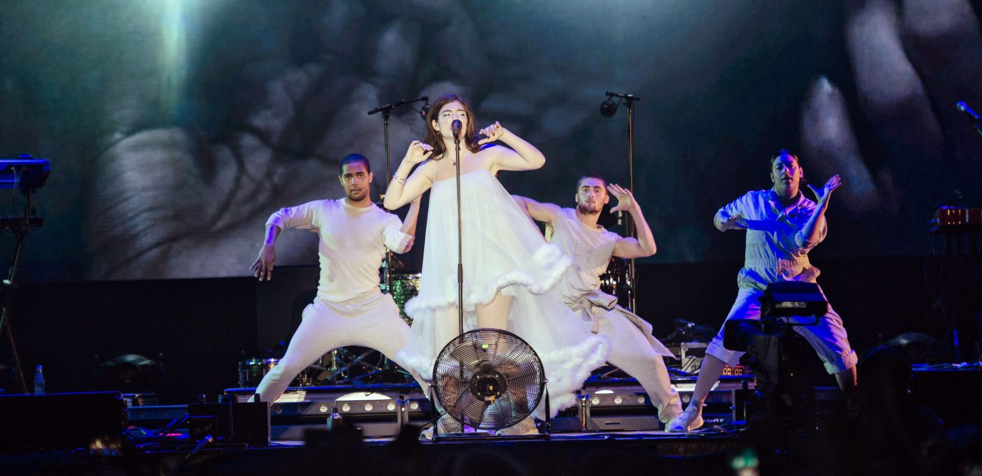 Lorde - Primavera Sound - photography by Eric Pamies.